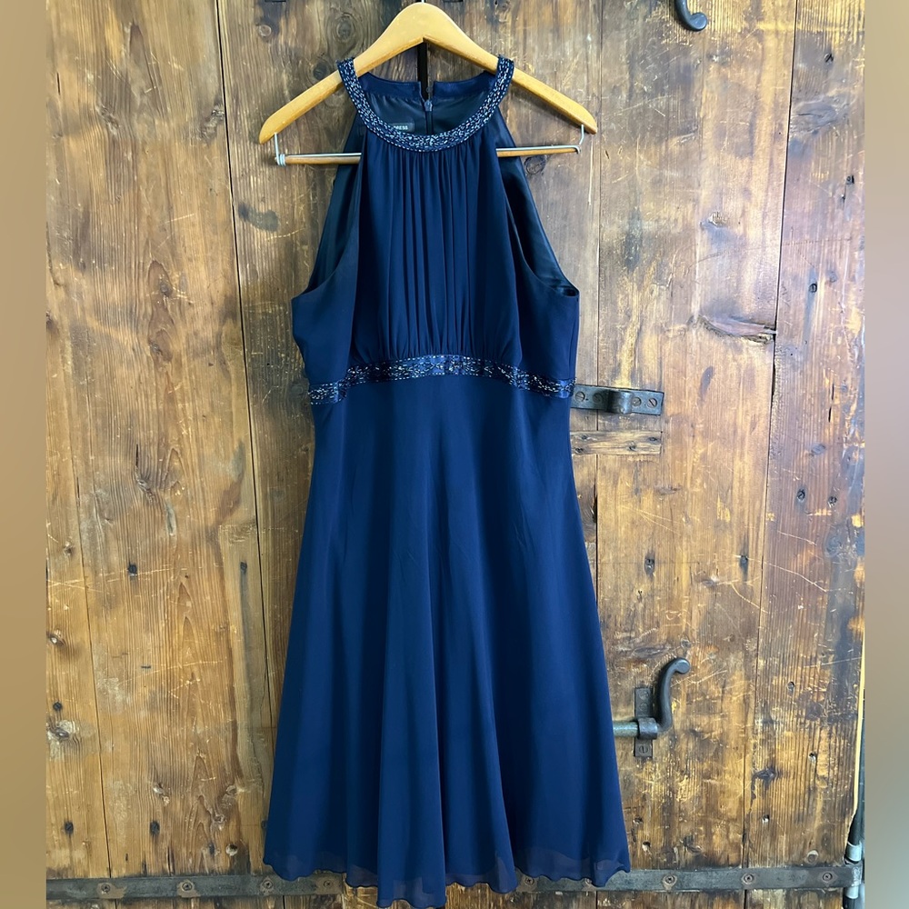 Jones Wear dress 14 navy halter top dress embellished